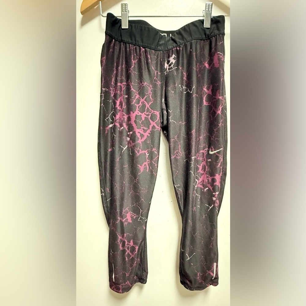 Nike Black and Pink Leggings Size M - Picture 2 of 8